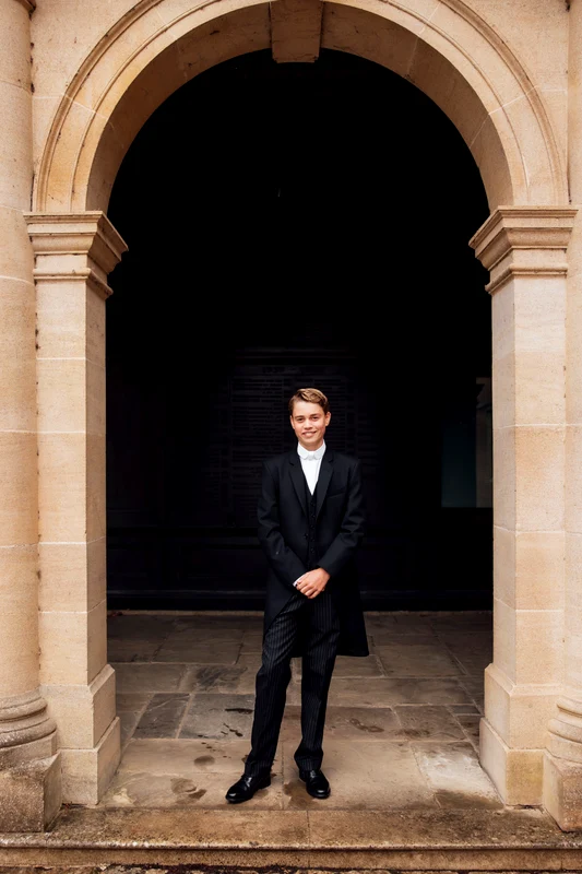 Prințul George la Colegiul Eton.