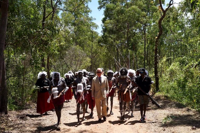 Regele Charles, alături de băștinași în vizita din Australia FOTO: X