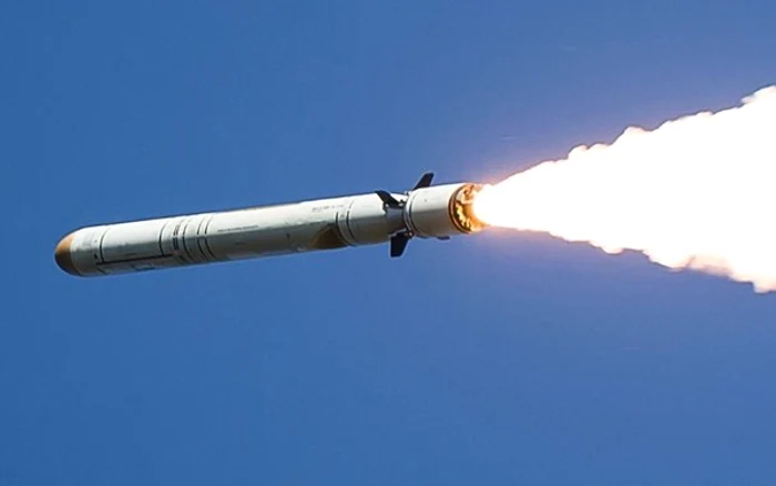 Rachetă 9M729