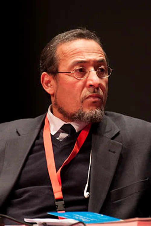 „Nu totul este absolut în Coran“ interviu cu Tareq OUBROU, imam şi scriitor francez jpeg