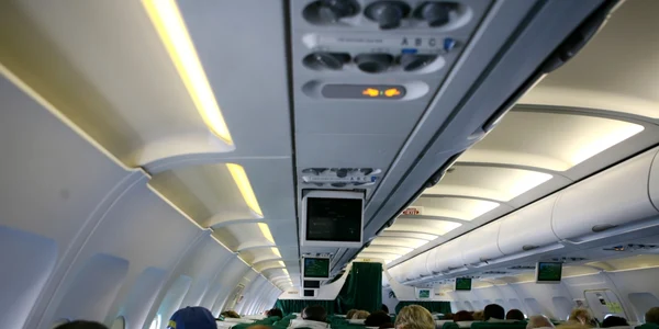 calatori avion