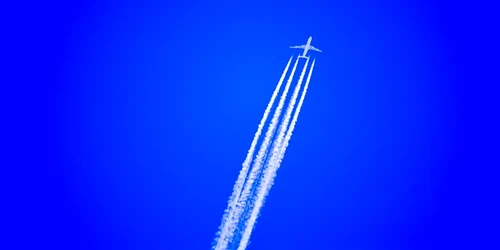 airplane 897048 640 jpg