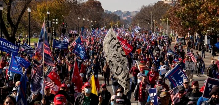 Fanii preşedintelui Donald Trump nu acceptă înfrângerea acestuia în algerile din 3 noiembrie