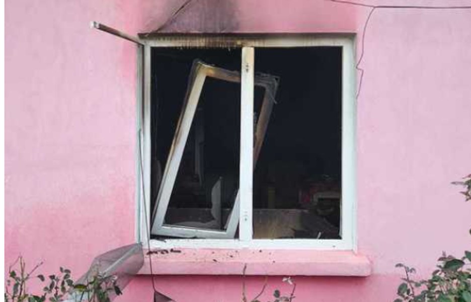 Tragedie la Botoșani: un bărbat a murit într-un incendiu. Soția sa a fost rănită 