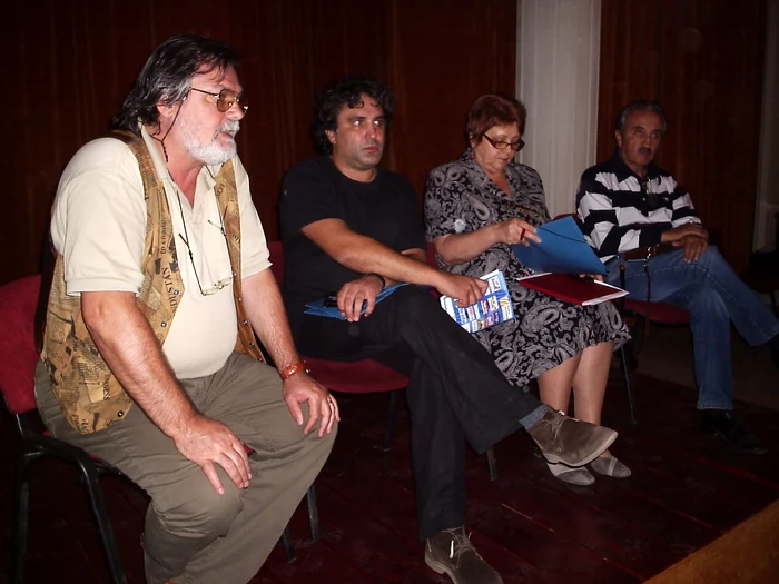 Imagine de la conferința de presă de vineri: de la stânga la dreapta: Mircea Bodolan, Ciprian Buzoianu, Rodica Antonescu, Ion Parhon. FOTO NICOLETA BUTNARU