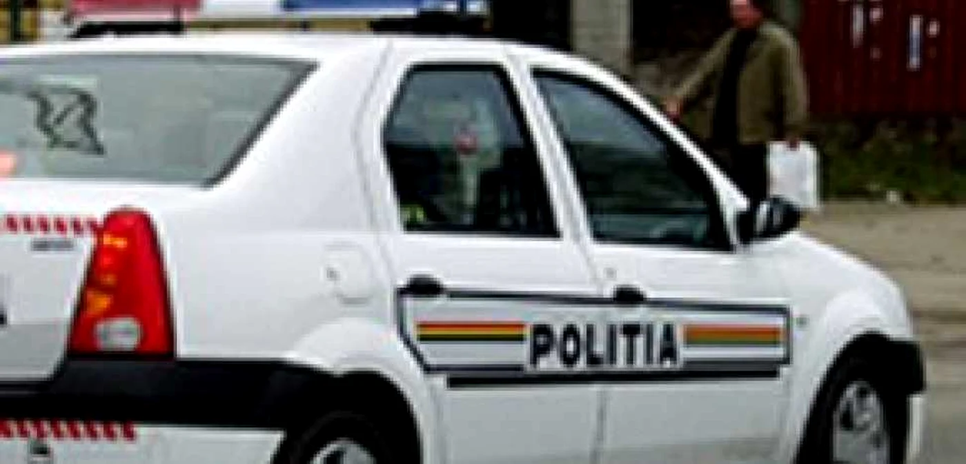 Poliţiştii au găsit un copil sub fusta femeii foto arhivă