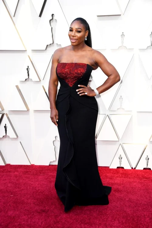 Serena Williams, pe covorul roșu de la Premiile Oscar 2019