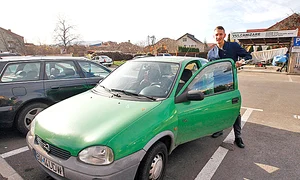 Gheorghe conducea înainte un Opel Corsa, fabricat în 1997 jpeg