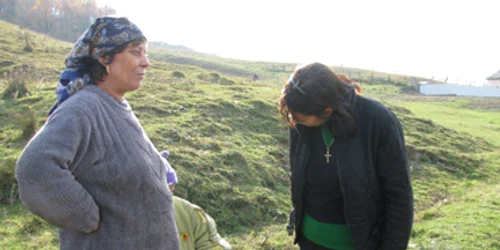 Bacău: Un copil a făcut sărituri în cap la îndemnul amicilor