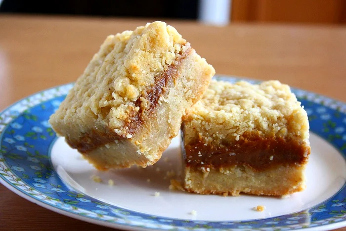 prajitura cu crema caramel jpeg