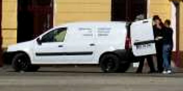 Cadavrul a fost transportat la SML Braşov pentru necropsiere Foto: arhivă