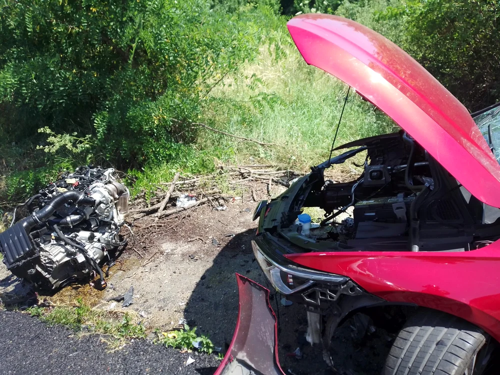 Accident pe Dealul Negru DN7 în Vâlcea soldat cu trafic blocat total spre Pitești Sursă ISU Vâlcea