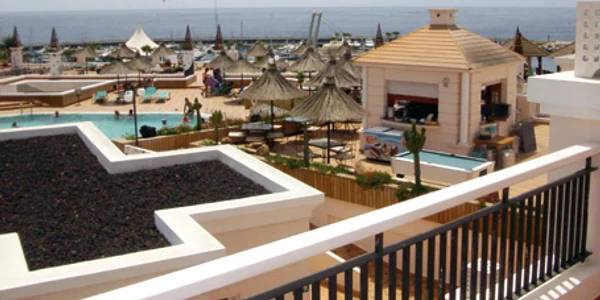 Acest hotel este una dintre destinaţiile din Tenerife cu care au fost momiţi clienţii reşiţeni