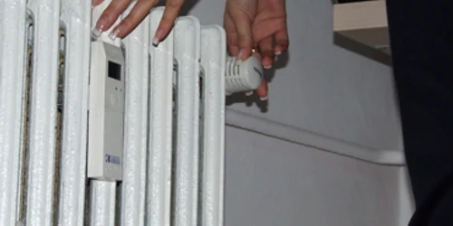 Neamţ: Pietrenii se îngrămădesc la ajutoarele de căldură