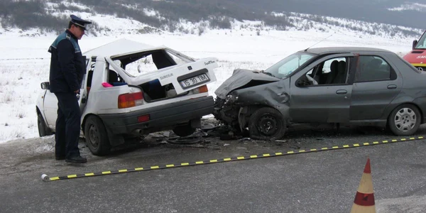 Accidentul a fost provocat de şoferul Daciei albe