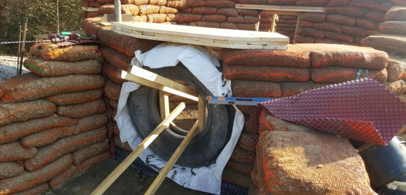 tudor tescoveanu casa hobbit