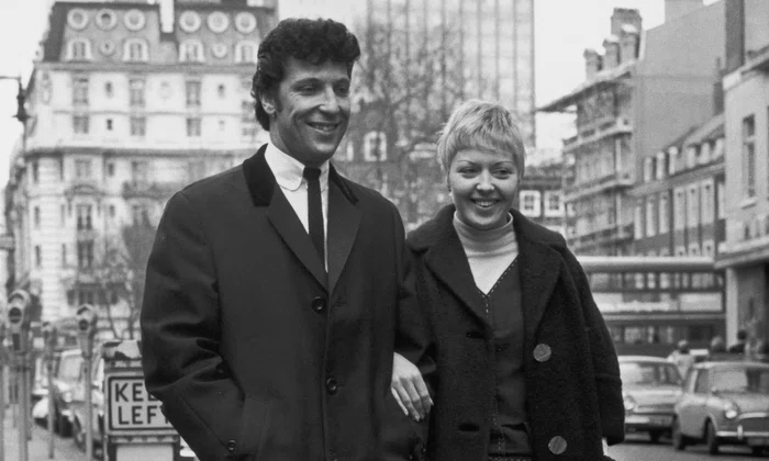 Tom Jones And Wife jpeg