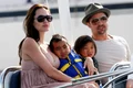 Brad Pitt cu familia  foto   Profimedia jpg