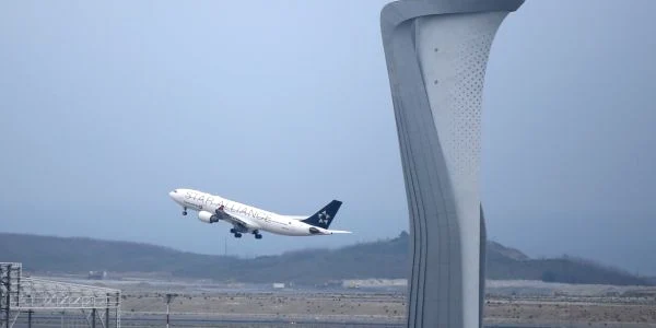 avion turkish airlines aeroport istanbul nou foto epa efe