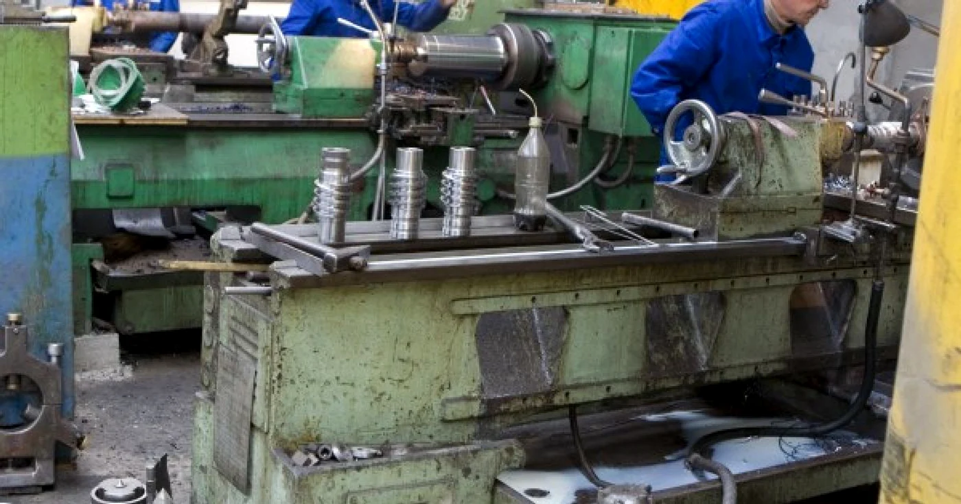 Preţurile producţiei industriale pe total piaţa internă şi piaţa externă au scăzut în luna iunie cu 0,2% faţă de mai
