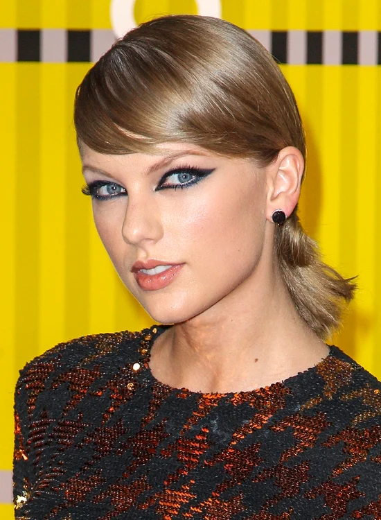 Taylor Swift Shutterstock jpg