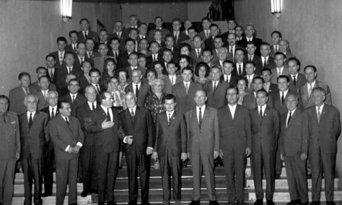 În România a existat oficial „Regiunea Autonomă Maghiară“  Experimentul a fost impus de Stalin şi a durat 16 ani jpeg