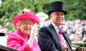 Regina Elisabeta cu fiul ei preferat, Prințul Andrew aka Andrew Mountbatten Windsor   Profimedia jpeg