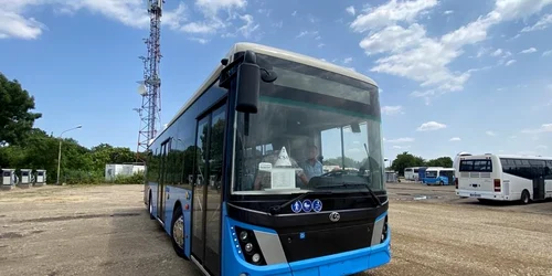 autobuz electric focsani jpg