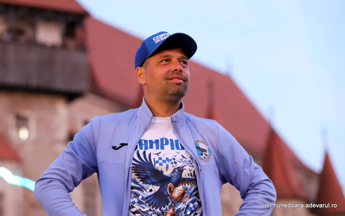 Antrenorul Florin Maxim a devenit cetățean de onoare al Hunedoarei. Foto: Daniel Guță. ADEVĂRUL