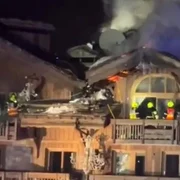 G tKpxiXIAATSKJ jfif