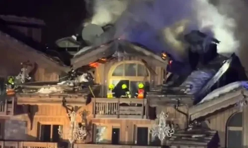 G tKpxiXIAATSKJ jfif