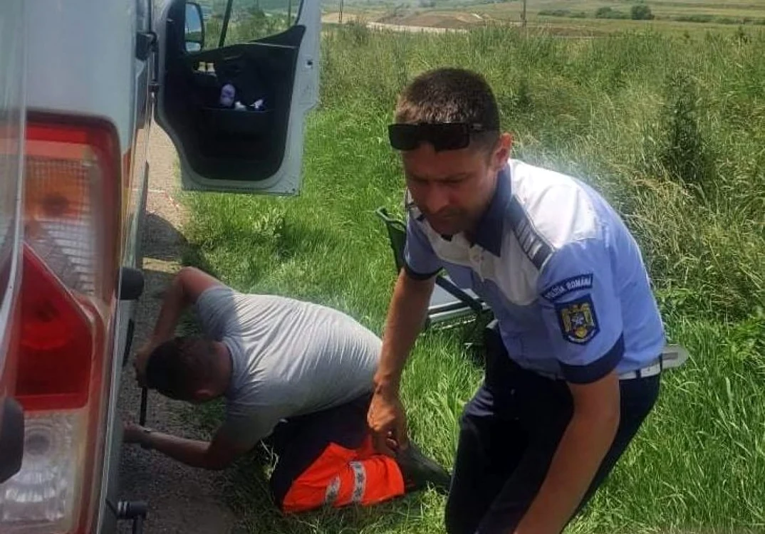 politisti alba ajutor ambulanta