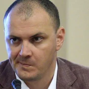 sebastian ghita 465x390 jpeg
