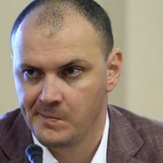 sebastian ghita 465x390 jpeg