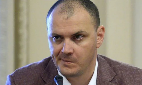 sebastian ghita 465x390 jpeg
