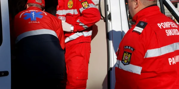 Medicii au reuşit să-i salveze pe bătrâni