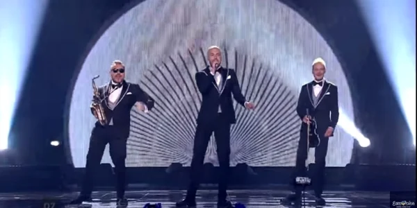 Sunstroke project captura video