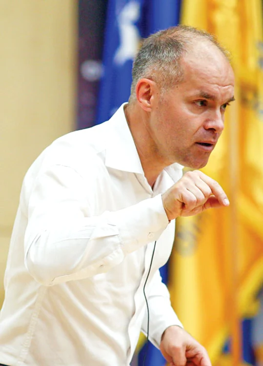 Daniel Funeriu  a luat foc: “Johnny  Mandolină!” 