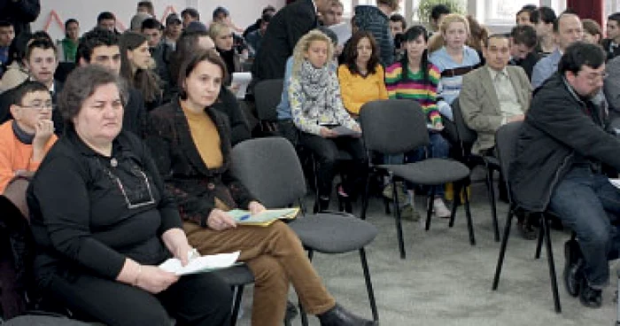 Învăţare continuă cu bani europeni
