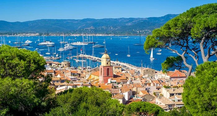 Saint Tropez și Coasta de Azur în Franța - panoramă Foto Guide du Routard