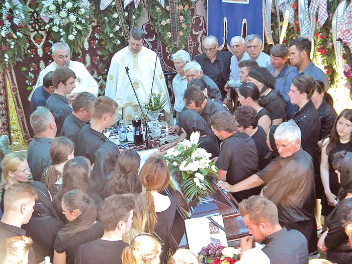 Vărul Rafael a fost dus  la groapă duminică