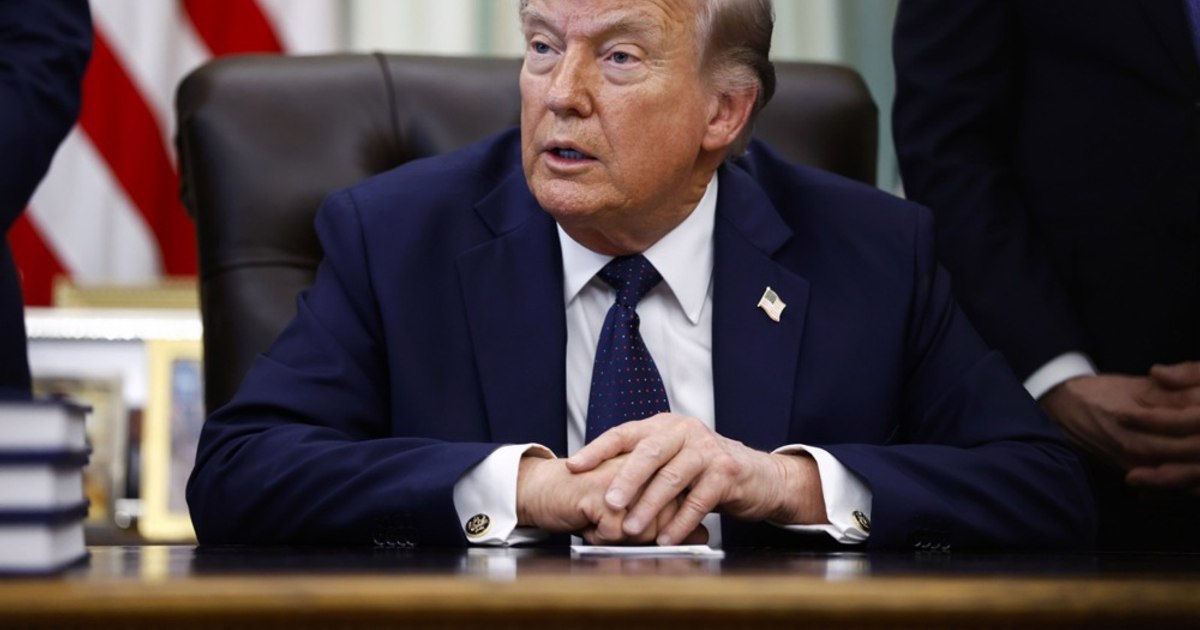 Donald Trump spune că SUA nu vor mai trimite delegaţii la negocieri cu Iranul