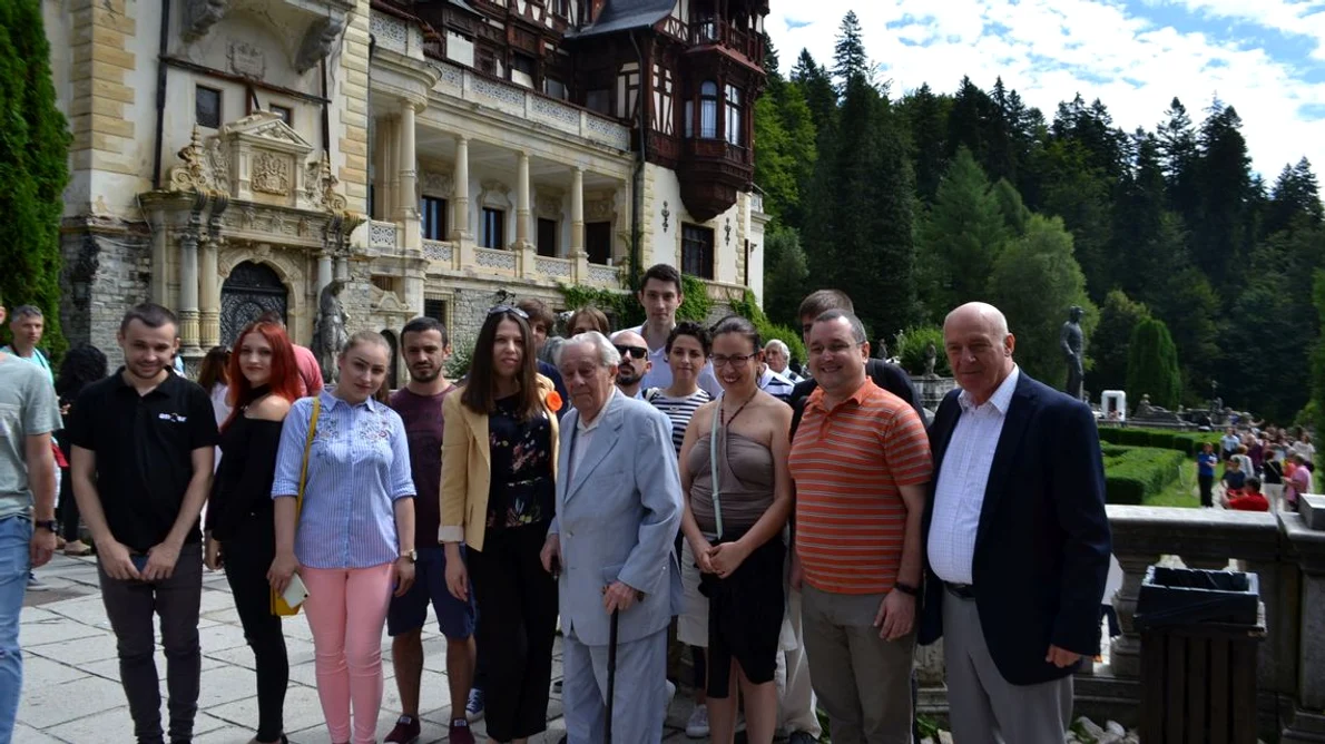 Școala de Vară de la Sinaia, ediția a II a    Regele Mihai și exilul românesc postbelic jpeg