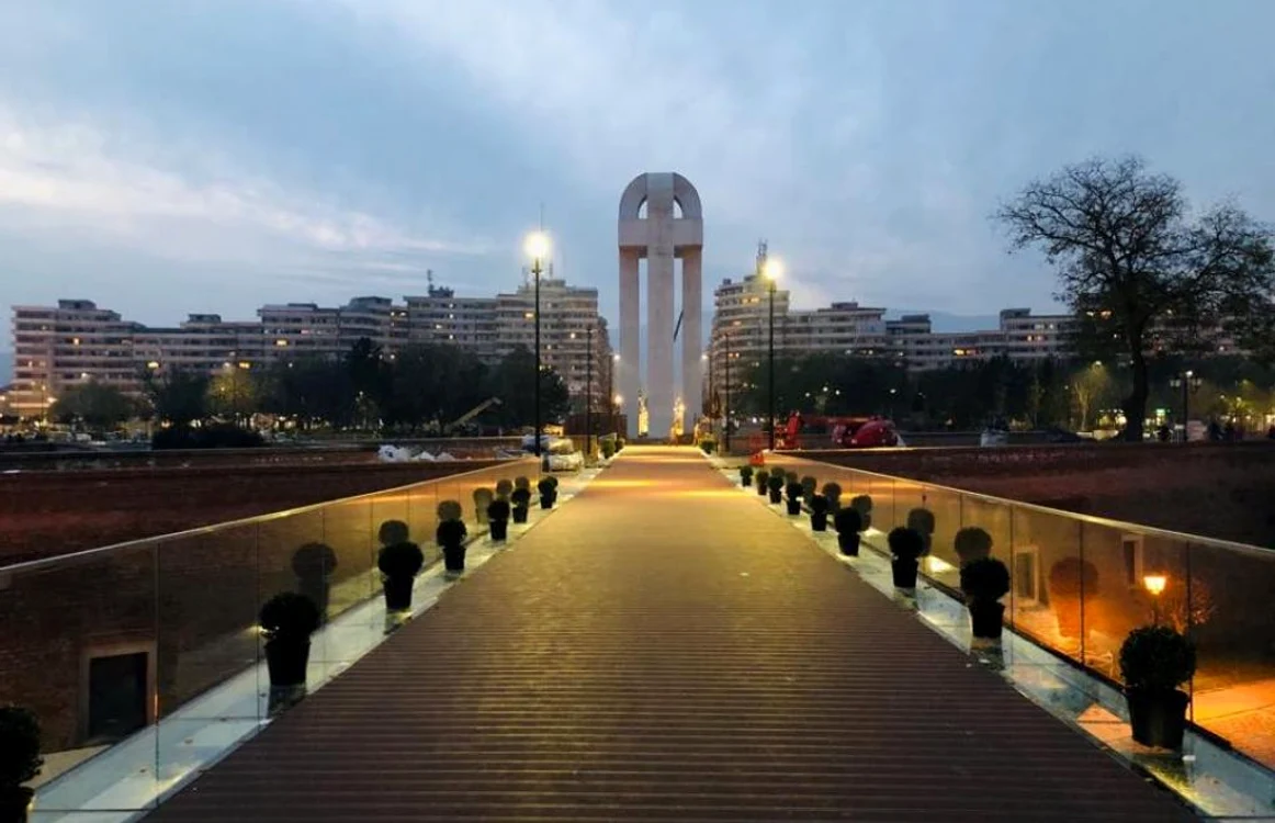 Monumentul Unirii FOTO Adevărul