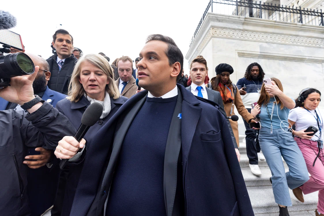George Santos a fost expulzat din Camera Reprezentanților FOTO EPA-EFE