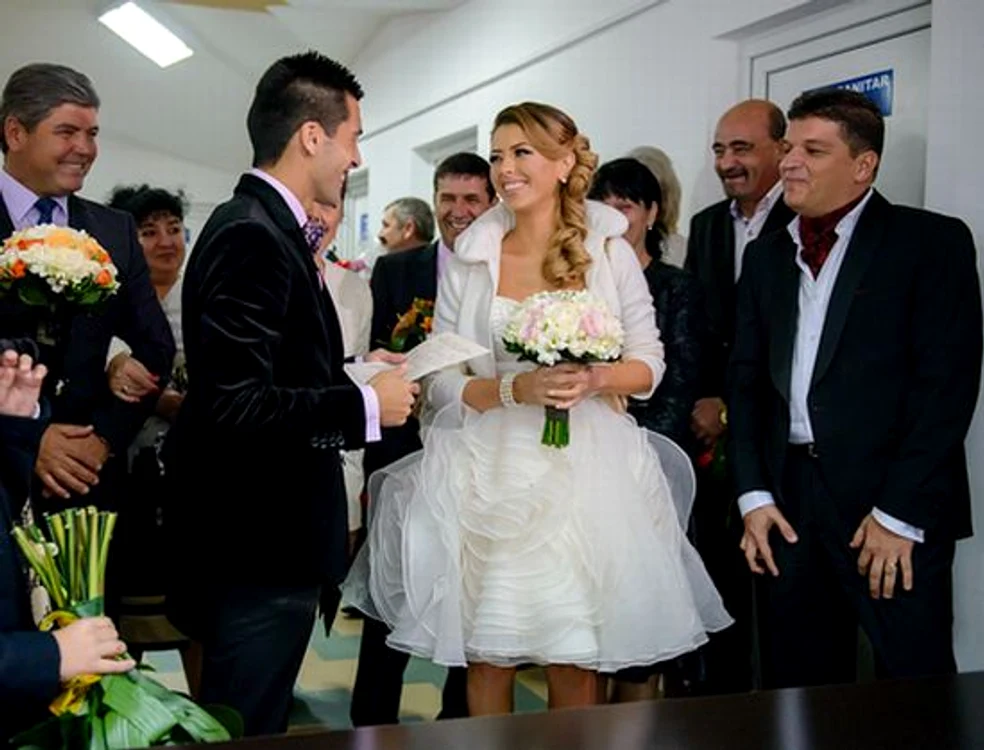 
    Ana Pârvulescu are un băieţel de doi ani şi jumătatefoto: arhiva personală  