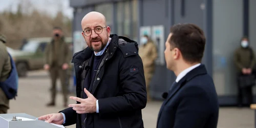 Charles Michel in vizita in estul Ucrainei alaturi de Volodimir Zelenski FOTO EPA-EFE