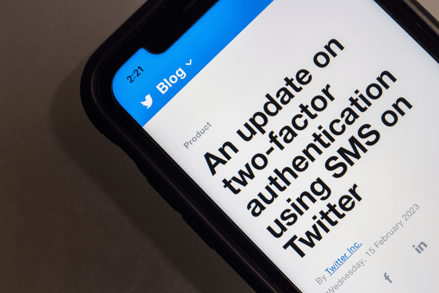 Twitter a dezactivat autentificarea gratuită prin SMS. Cum îți  protejezi contul acum