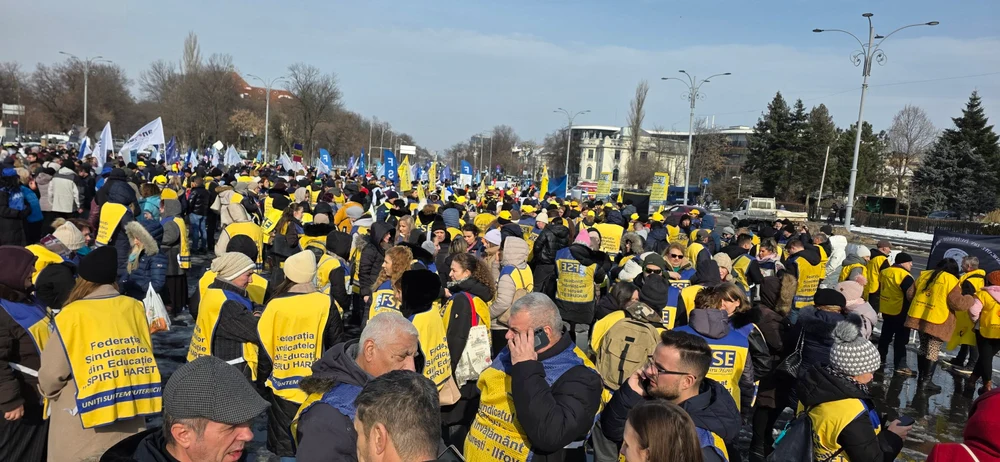 Sindicatele din învățământ fac apel către profesori să protesteze și la simulările de Bacalaureat: „Drepturile noastre nu se negociază în genunchi”