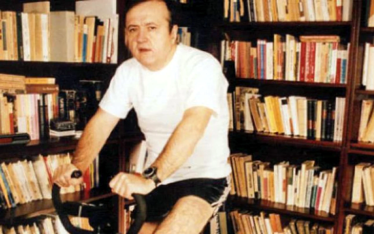 Pe bicicleta de fitness de acasă